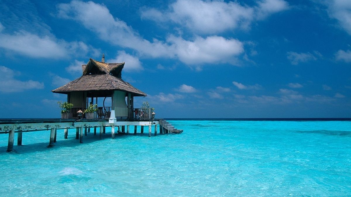 Zájemci si mohou na Maledivách pronajmout celý ostrov za milion dolarů